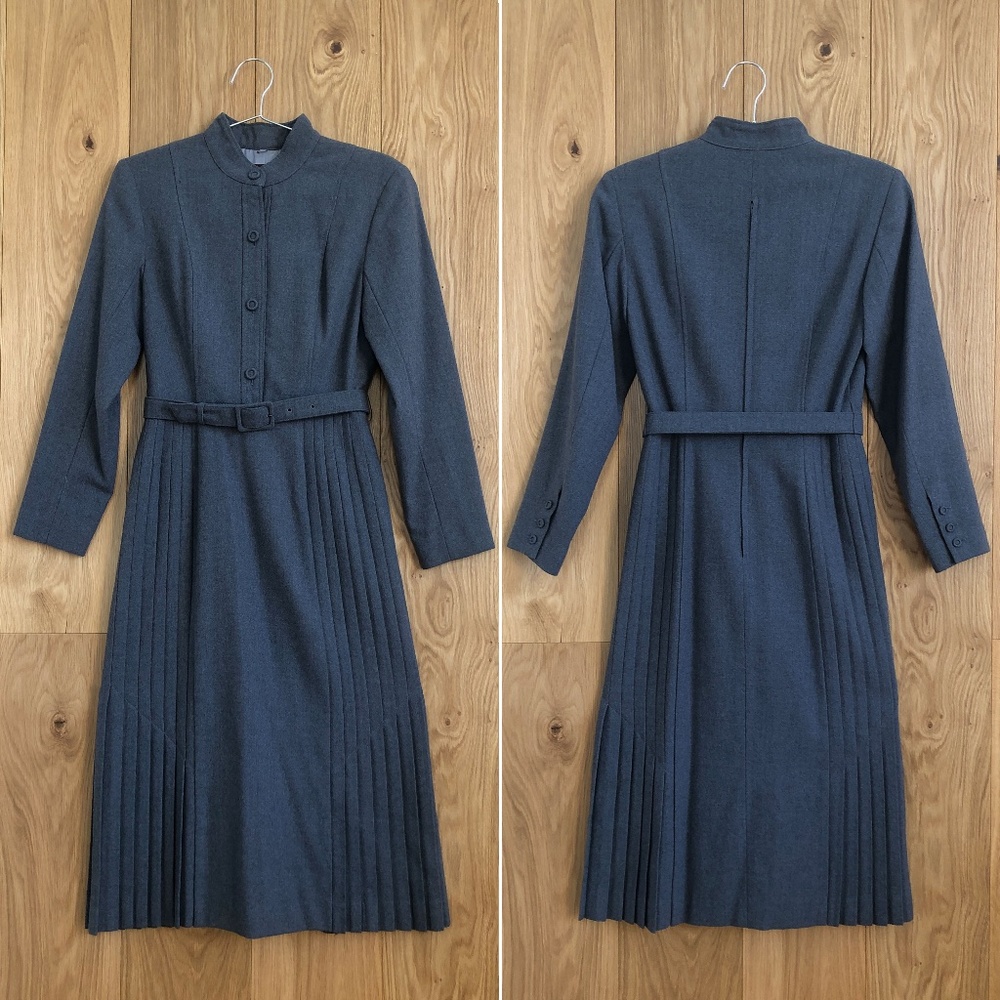 Japanese VTG Grey Midi Pleats Dress
